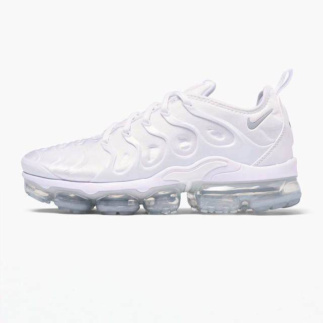 nike vapormax plus platinum