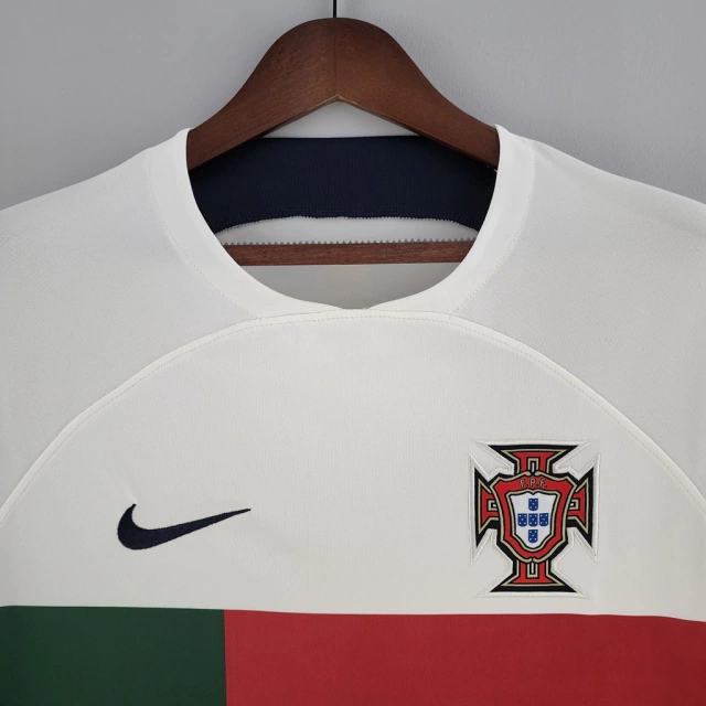 Camisa Portugal/Fora - Copa do Mundo - 2022 - Masculina/Cristiano Ronaldo  CR7 #7