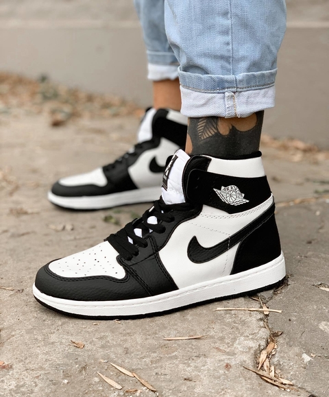 VANS PLATAFORMA NEGRA - Comprar en Agustina Pergamino