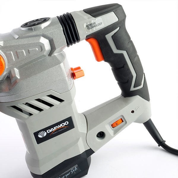 Rotomartillo Daewoo 1500w SDS PLUS 6J con Maletín