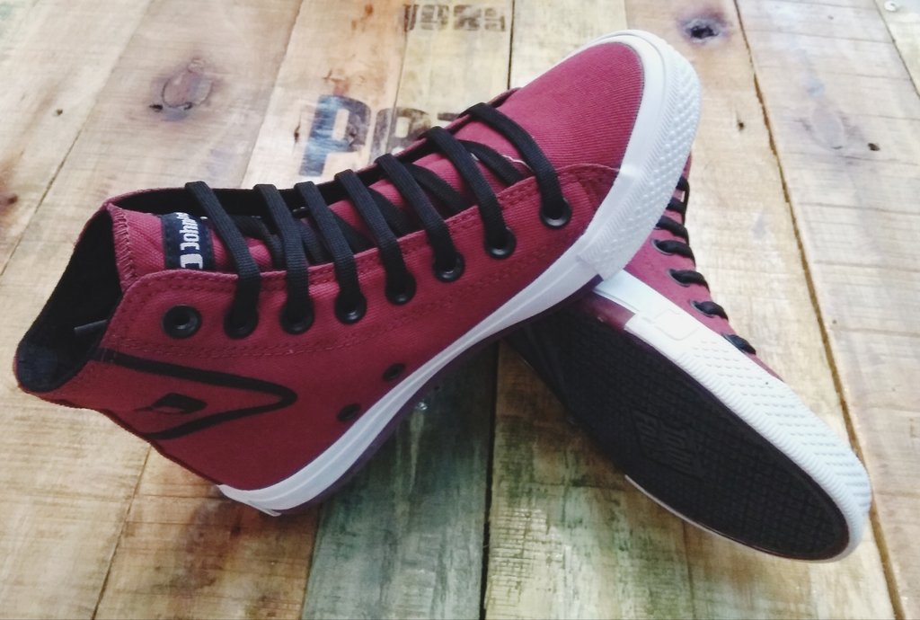 John Foos 184 Avenue Bordo - Comprar en PatasOnline