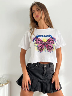 Remera algodón oversize Mariposa Metallica