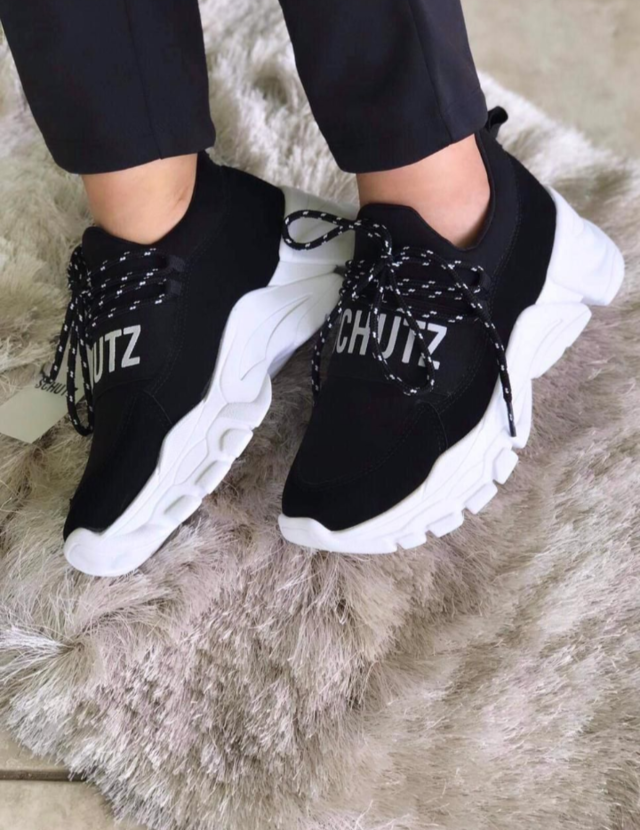 Tênis Schutz preto - Comprar em Cristina Alves
