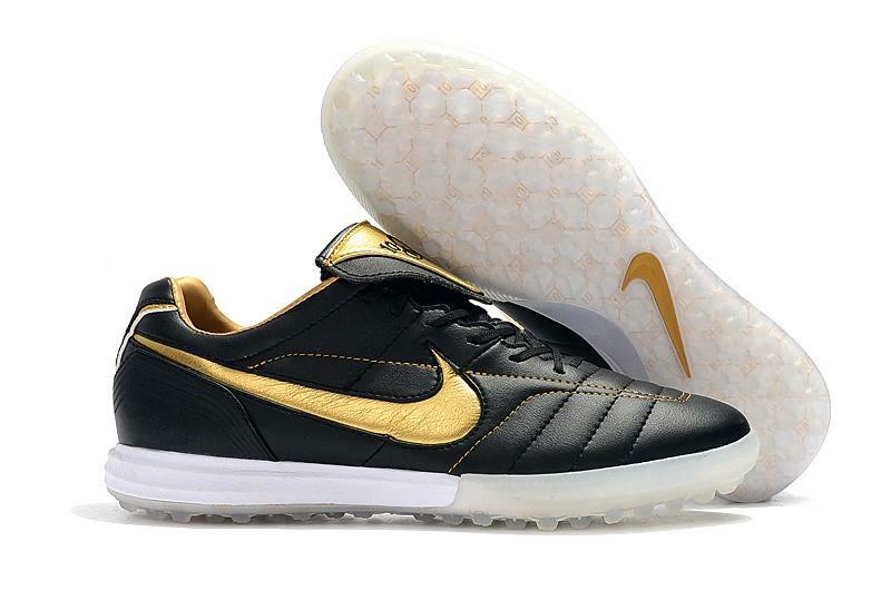 Chuteira de society Nike Tiempo 7 Pro TF R10 Preta com Dourado