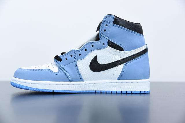 jordan 1 retro university blue black