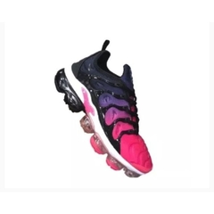 NIKE AIR VAPORMAX PLUS PRETO ROSA - The Outlet Sneakers