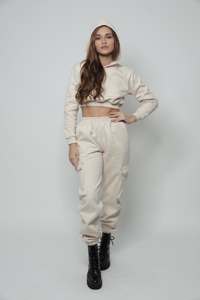 beige moletom com capuz cropped