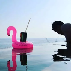 Bóia Porta Copo Inflável Rosa Flamingo - Mega Maquiagem - Cosméticos p/ o Revendedor, Maquiador e Consumidor!