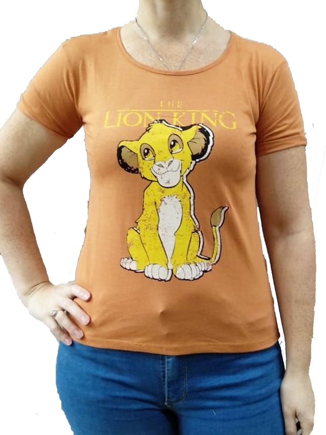 remera del rey leon