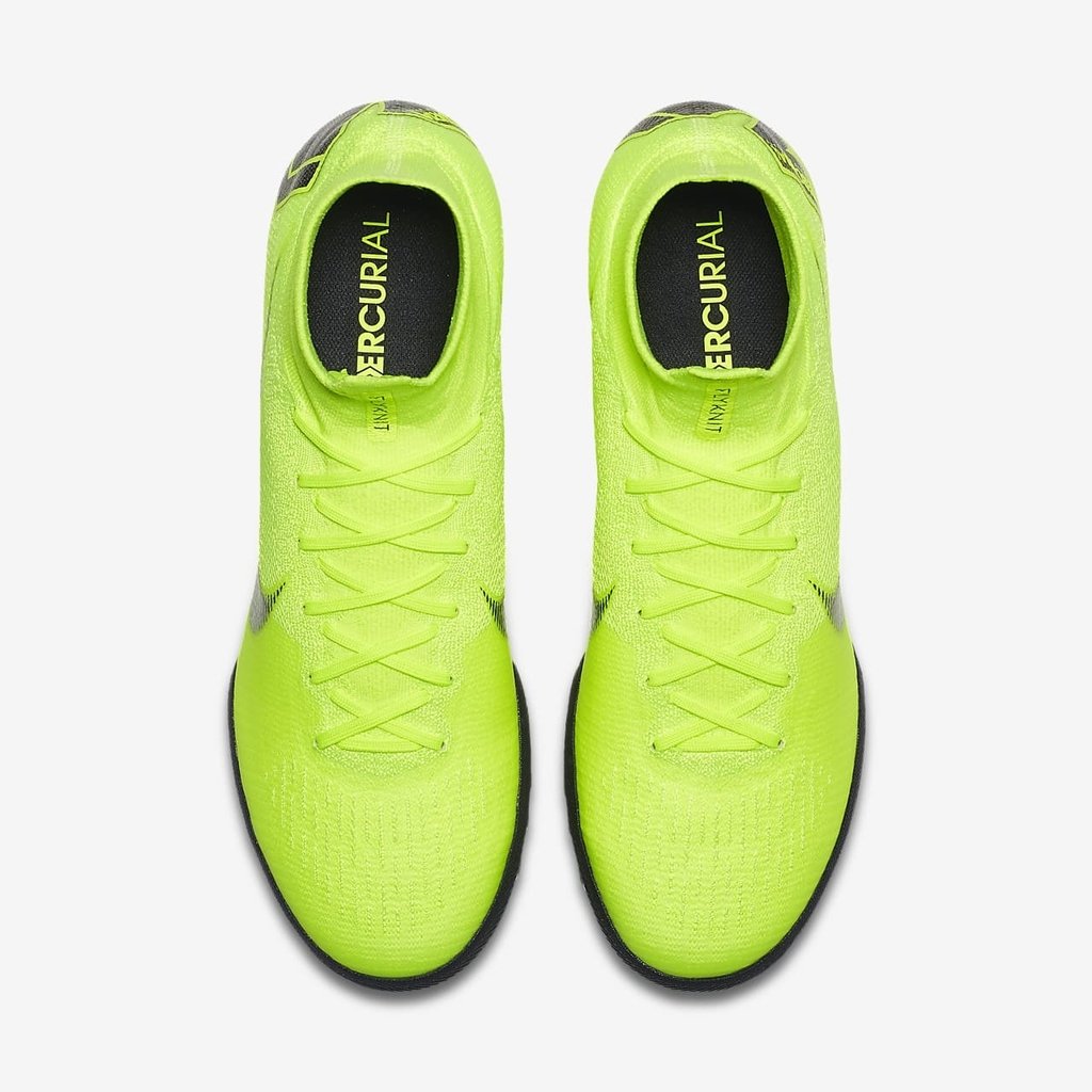 BOTINES DE FUTBOL 5 NIKE LEGEND 8 PRO TF - Pathagon