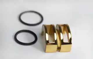 O Ring Curvo, Oro