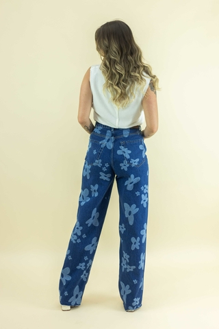 calça jeans cintura alta wide leg com estampa floral lavagem média alcance