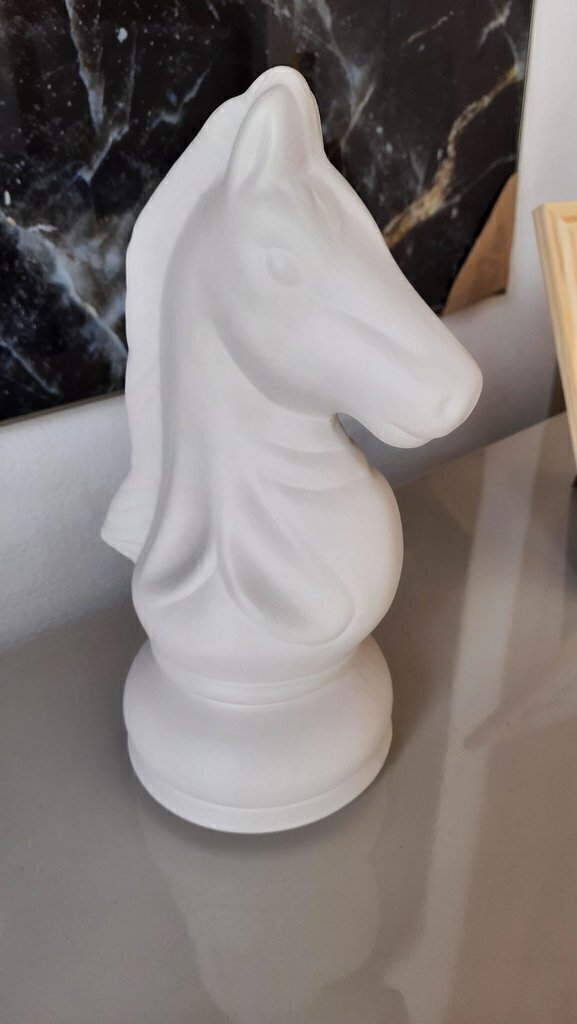 Peça de Xadrez Decorativa Cavalo Branco 20 x 10 cm - Entrecasa