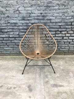 Sillón Acapulco simil yute con estructura negra