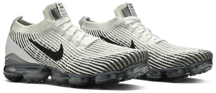 vapormax 3 zebra