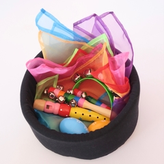 Set de 5 Instrumentos + Set 6 Pañuelos Sensoriales + Canasta NEGRA - comprar online