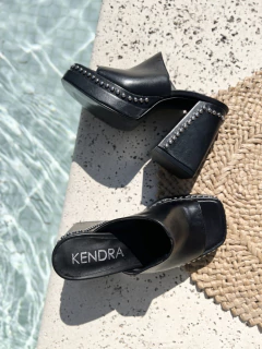 Sandalia MELIAH Negro Outlet - comprar online