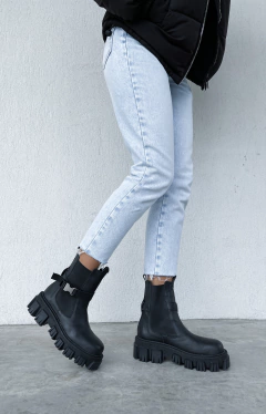 Bota STADIUM Black