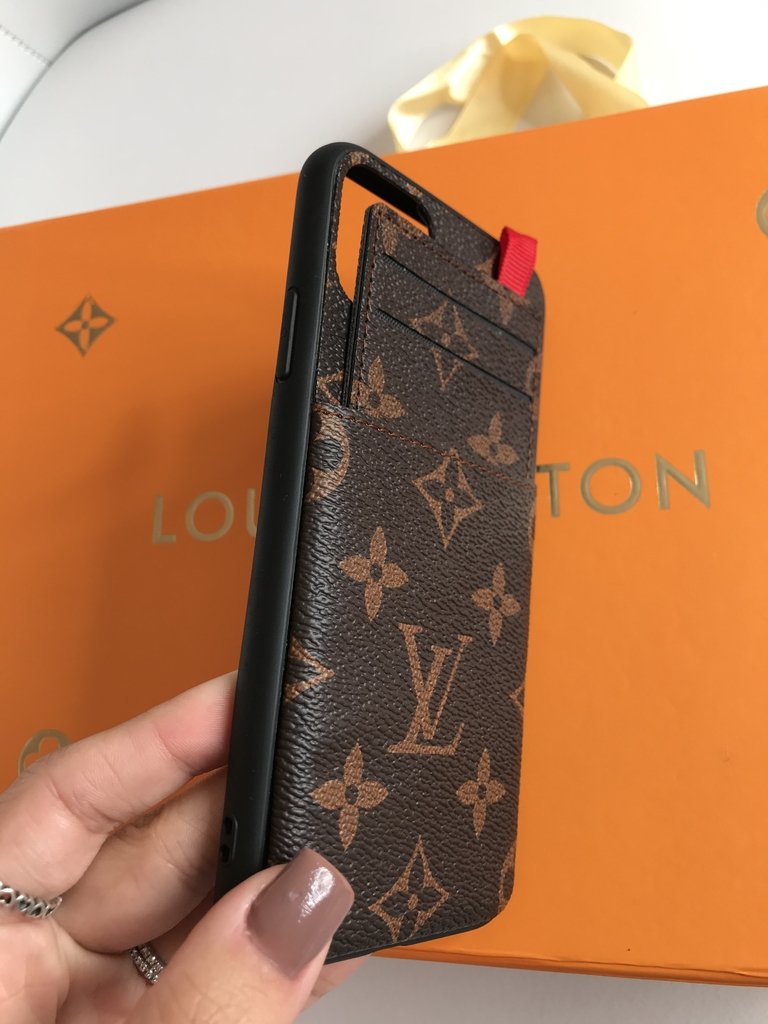 Case iPhone 11 Pro max com porta cartão - pigmeu