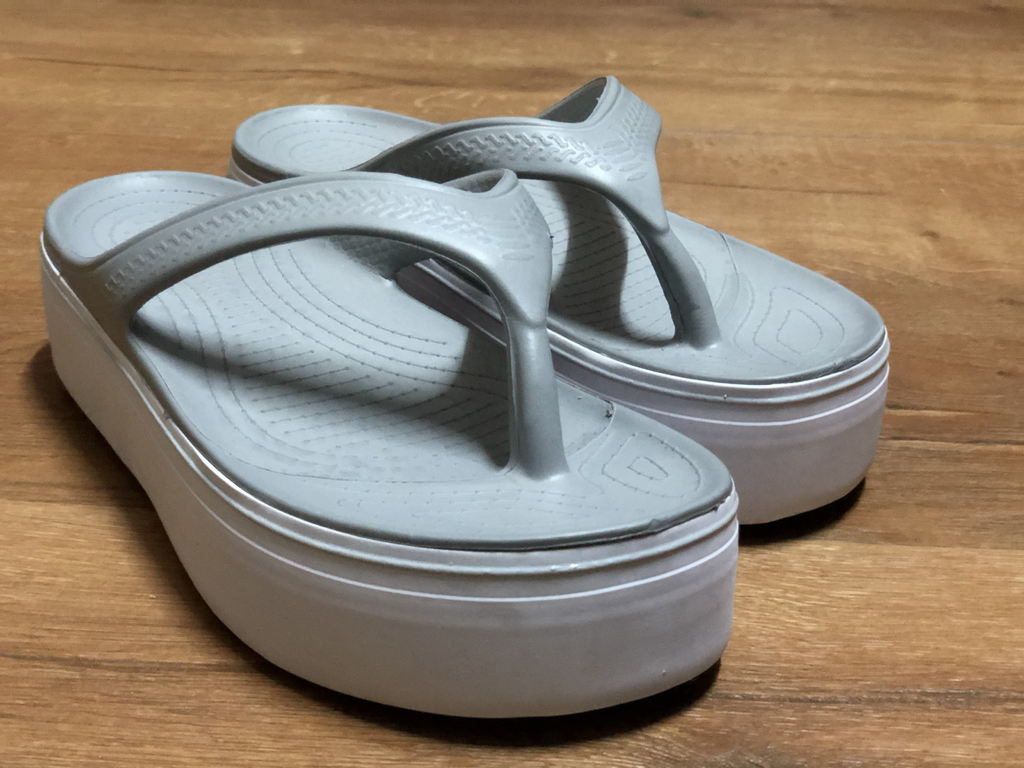 Ojotas con plataforma - Comprar en Boutique Acuática