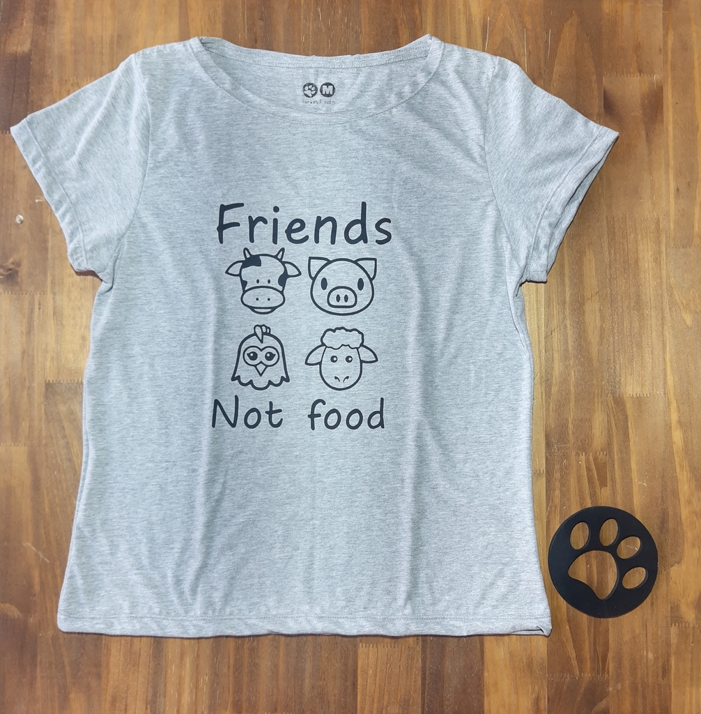 Camiseta feminina adulto- Friends not food