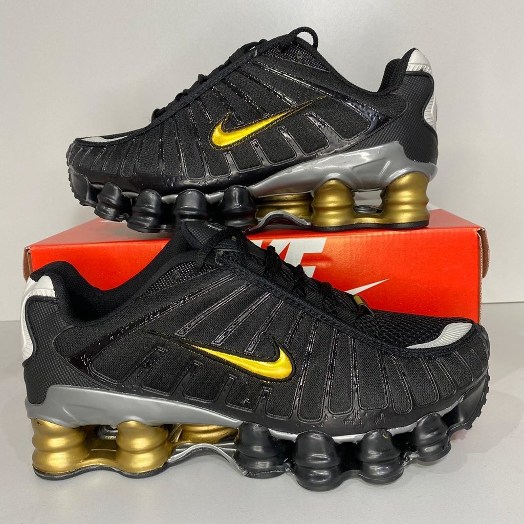 nike shox nz dourado