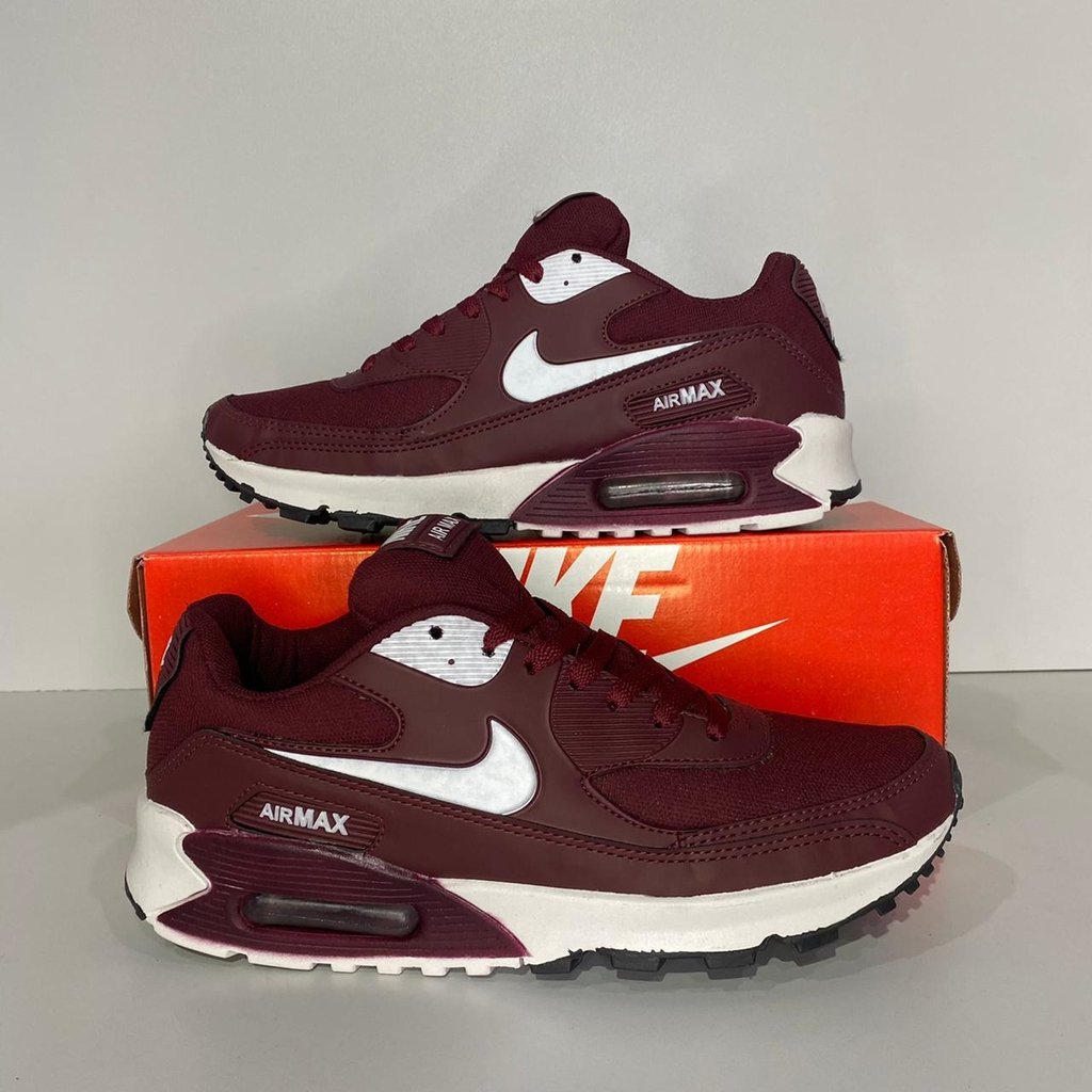 total 90 nike vinho