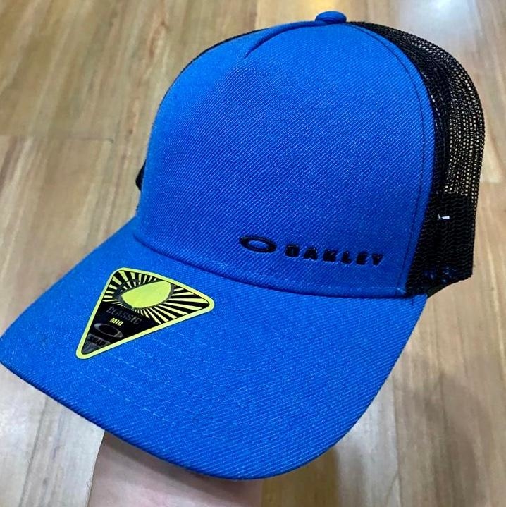 Bone oakley letreiro Clearance