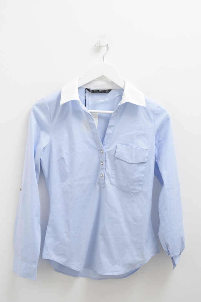 Blusa celeste Zara