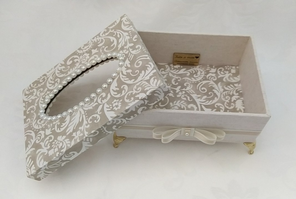 Caixa de MDF revestida com tecido bege porta lenço de papel - cod 60644
