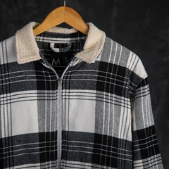 Campera Fiji Negro en internet