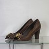 Sapato feminino marrom fivela dourada AREZZO Nº 35
