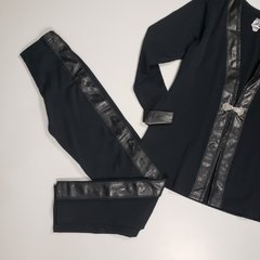 Conjunto feminino calça e blazer preto em courino na internet