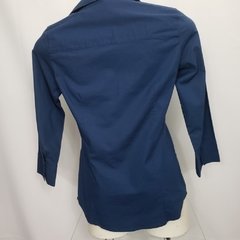 Camisa feminina azul DASLU tamanho - comprar online