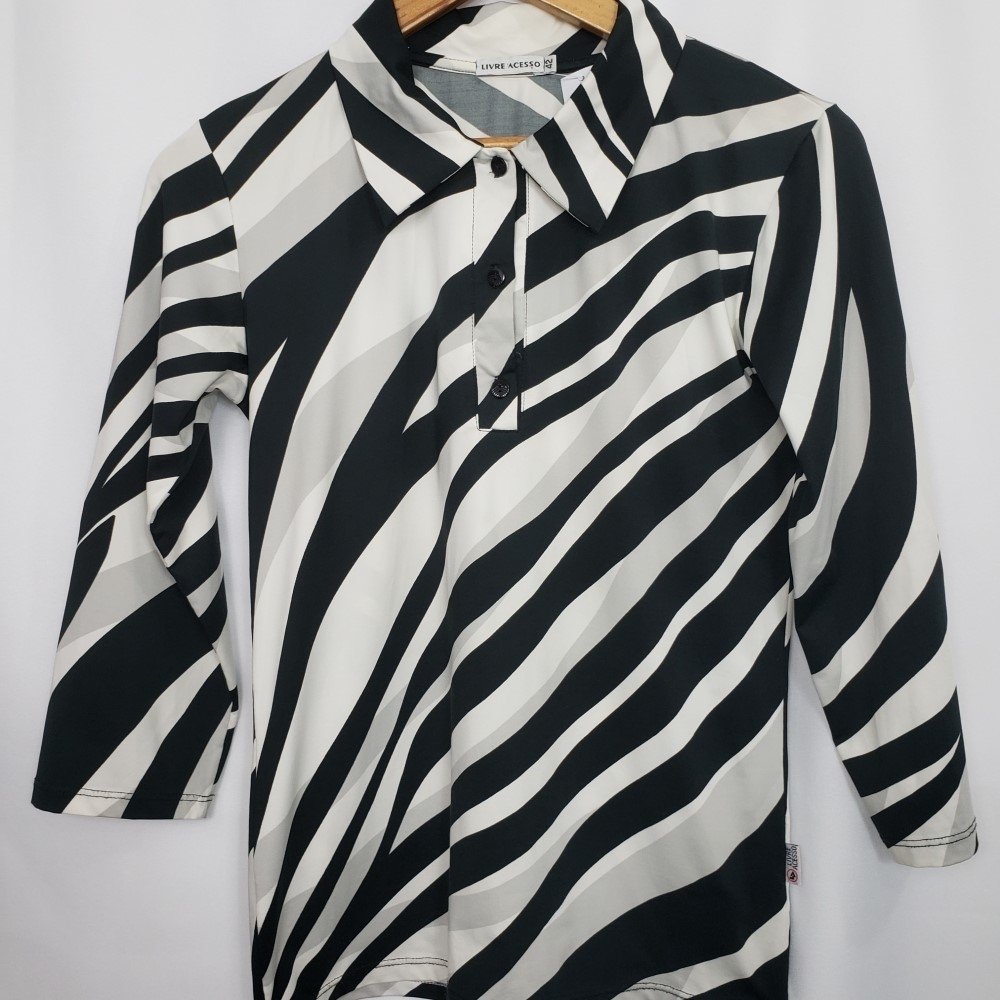 Blusas femininas listradas preto e branco Outlet
