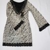 Vestido feminino em renda metalizado manga flare com bordado Smal - comprar online