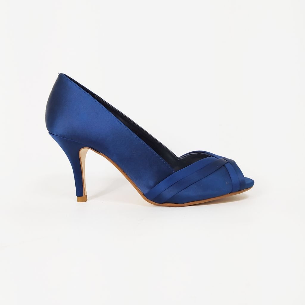 Sapato Roland Cartier em cetim azul Tam 35