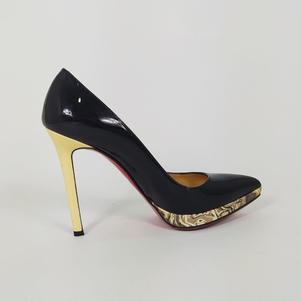 Sapato scarpin Christian Louboutin pigalle plato. Tam. 33/34