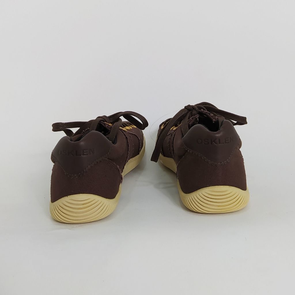 Tênis Osklen marrom. Tam. 38