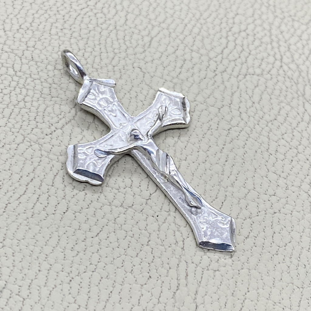 Dije Cruz en plata 925 estilo con cristo 3,5 cm