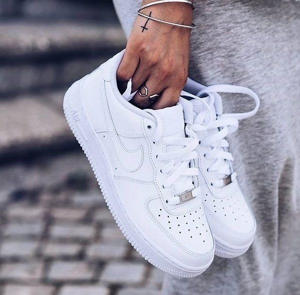 NIKE AIR FORCE 1 IMPORTADA - Comprar en goastore