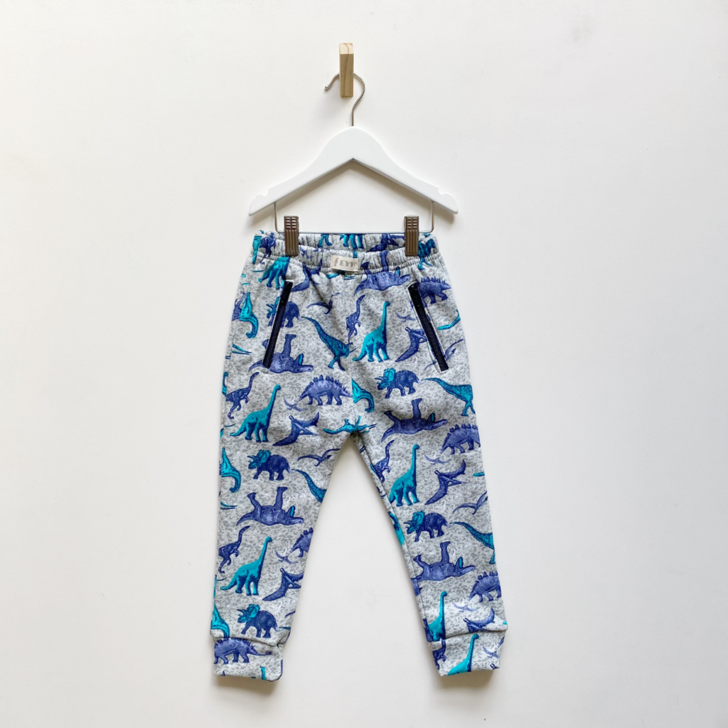 Jogging Frisa Dino - Comprar en Tienda Eyy