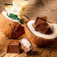 Chocolate Vegano Luckau - Chocolate 50% Cacau com Recheio de Coco - 10 bombons - 200g na internet