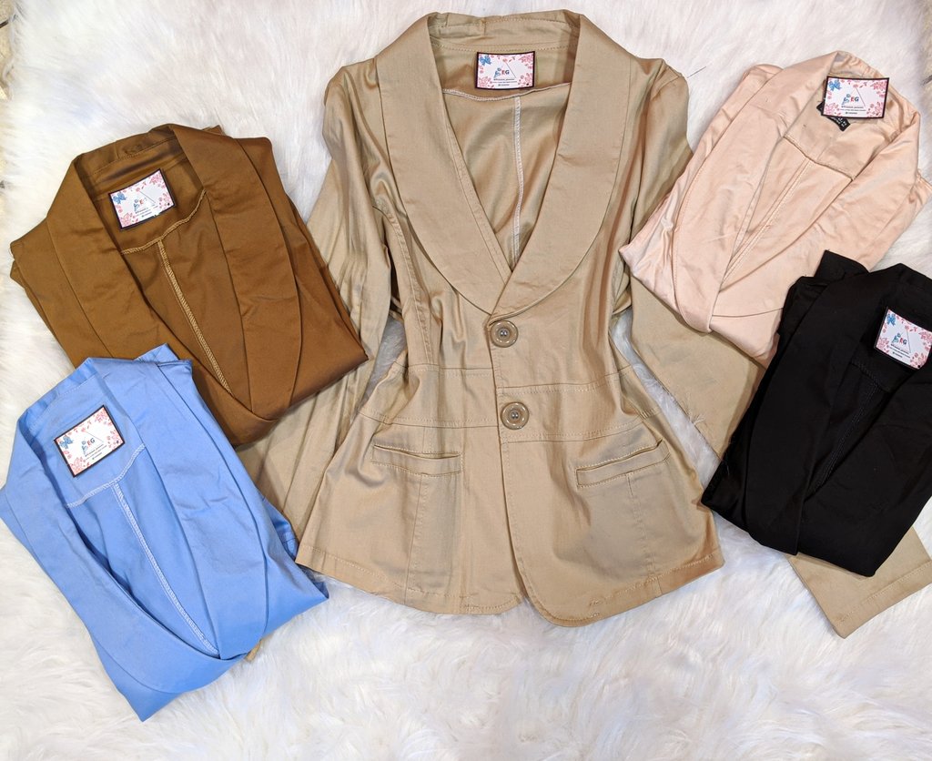 Blazer de Gabardina Semi Elastizada