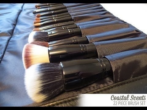 Coastal Scents - 22 Pieces Makeup Brush Set