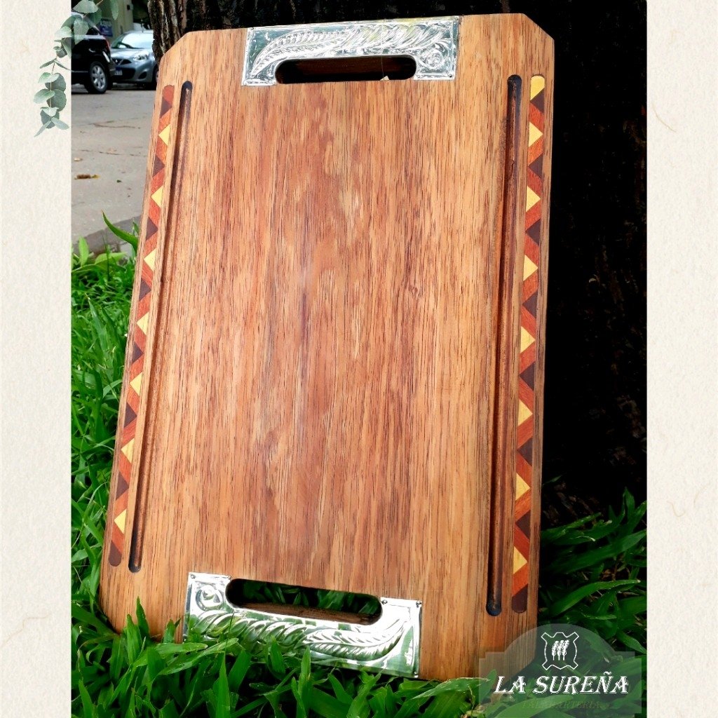 Tabla madera asado 45cm largo con alpaca LA SUREÑA