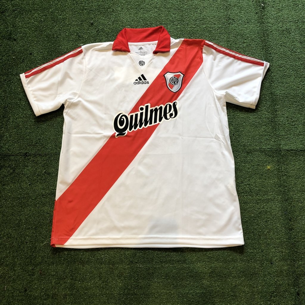 camiseta river retro