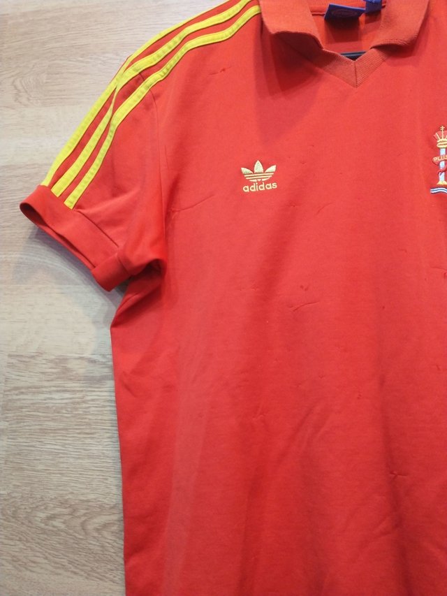 camiseta Adidas originals España talle M G15