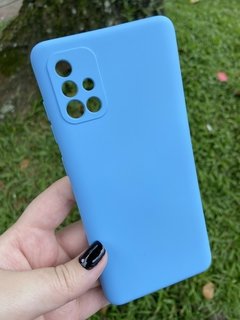 Case Veludo - Samsung A71 - Com proteção na câmera - Azul