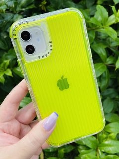 Case Clutch 3 Em 1 - iPhone 11 - Com Aro Frontal - Verde Neon
